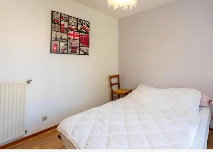 Maison Au Calme Avec Jardin Cloture بيت للعطل *